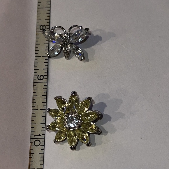 Rhinestone Brooch Butterfly and Flower women’s vintage - Picture 2 of 3